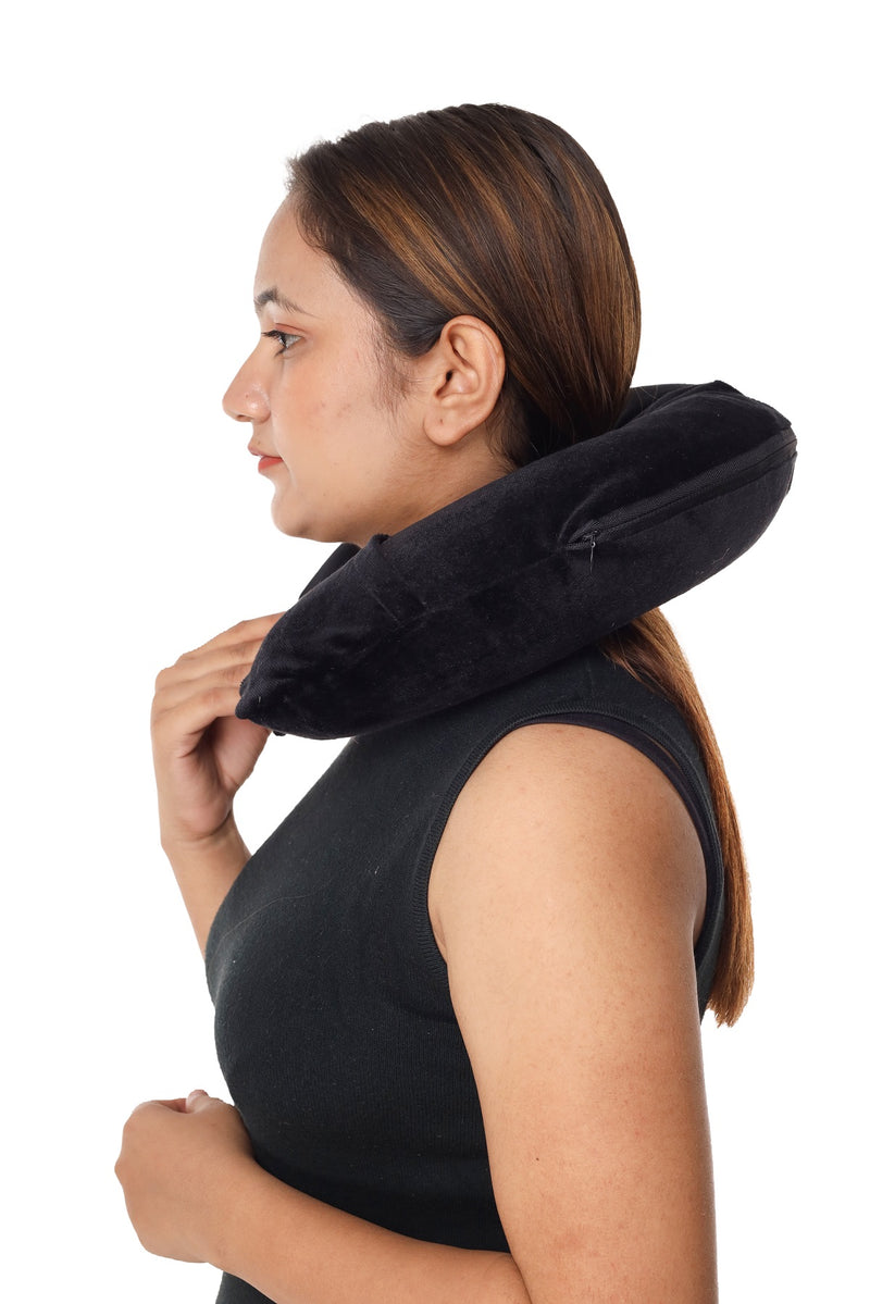 Siroki Bond Velvet Black Neck/Travel Pillow